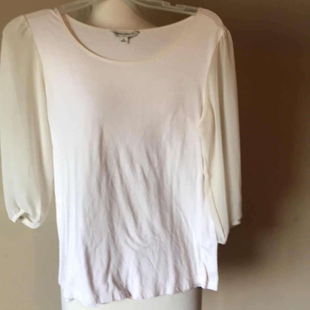 Banana Republic Medium T-shirt with Shear sleeves